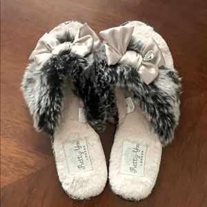 Four Bedroom Slippers